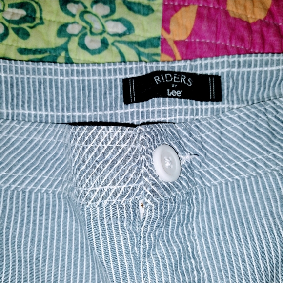 Riders by Lee pin stripe cotton Shorts Size 3xl24W - Picture 3 of 16